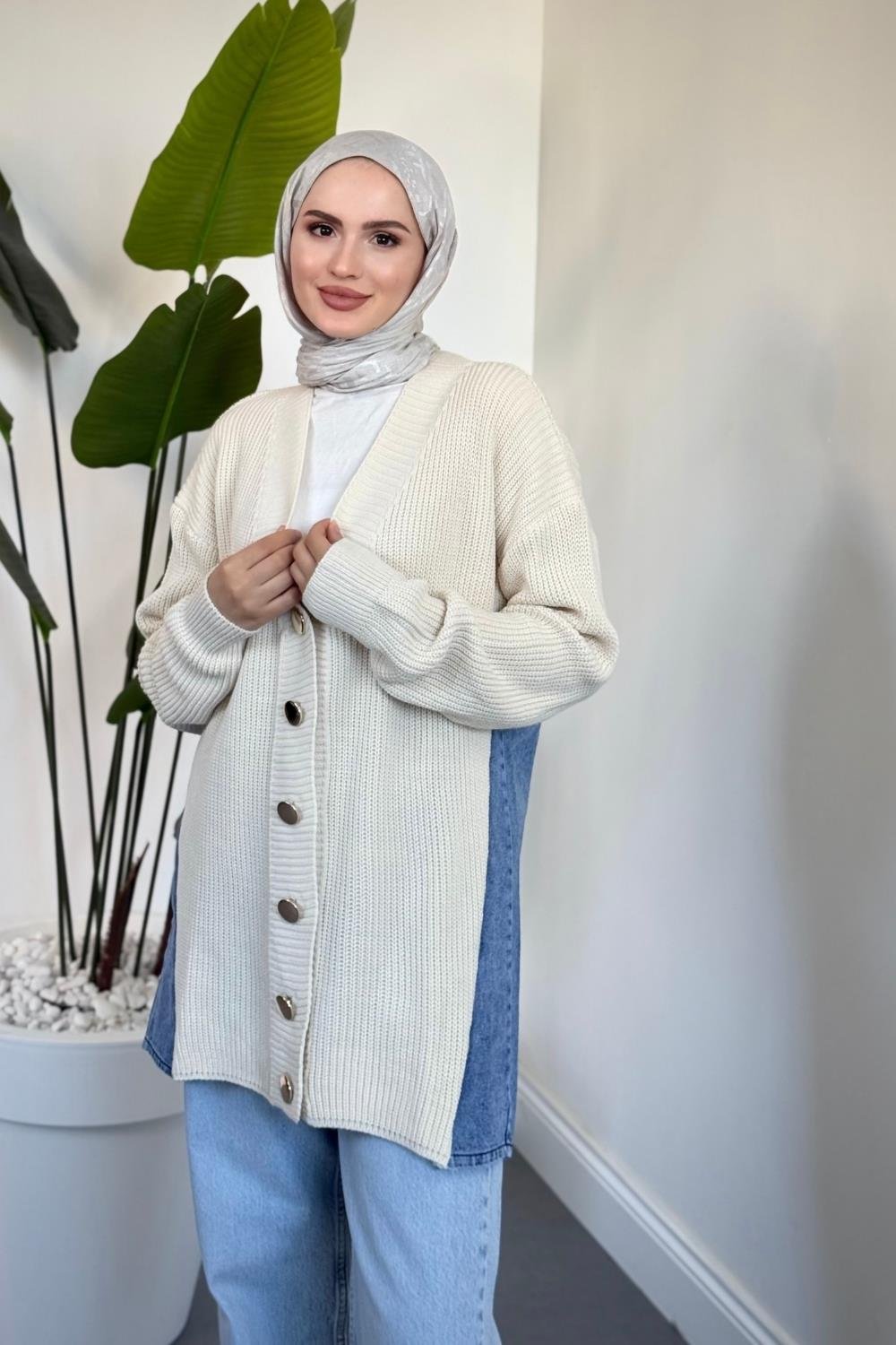 Ritim Yan Arka Kotlu Hırka Krem