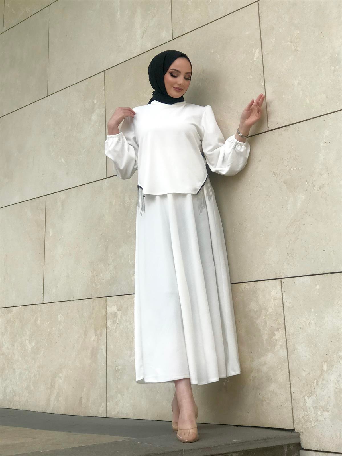Roza Etekli Takım Beyaz