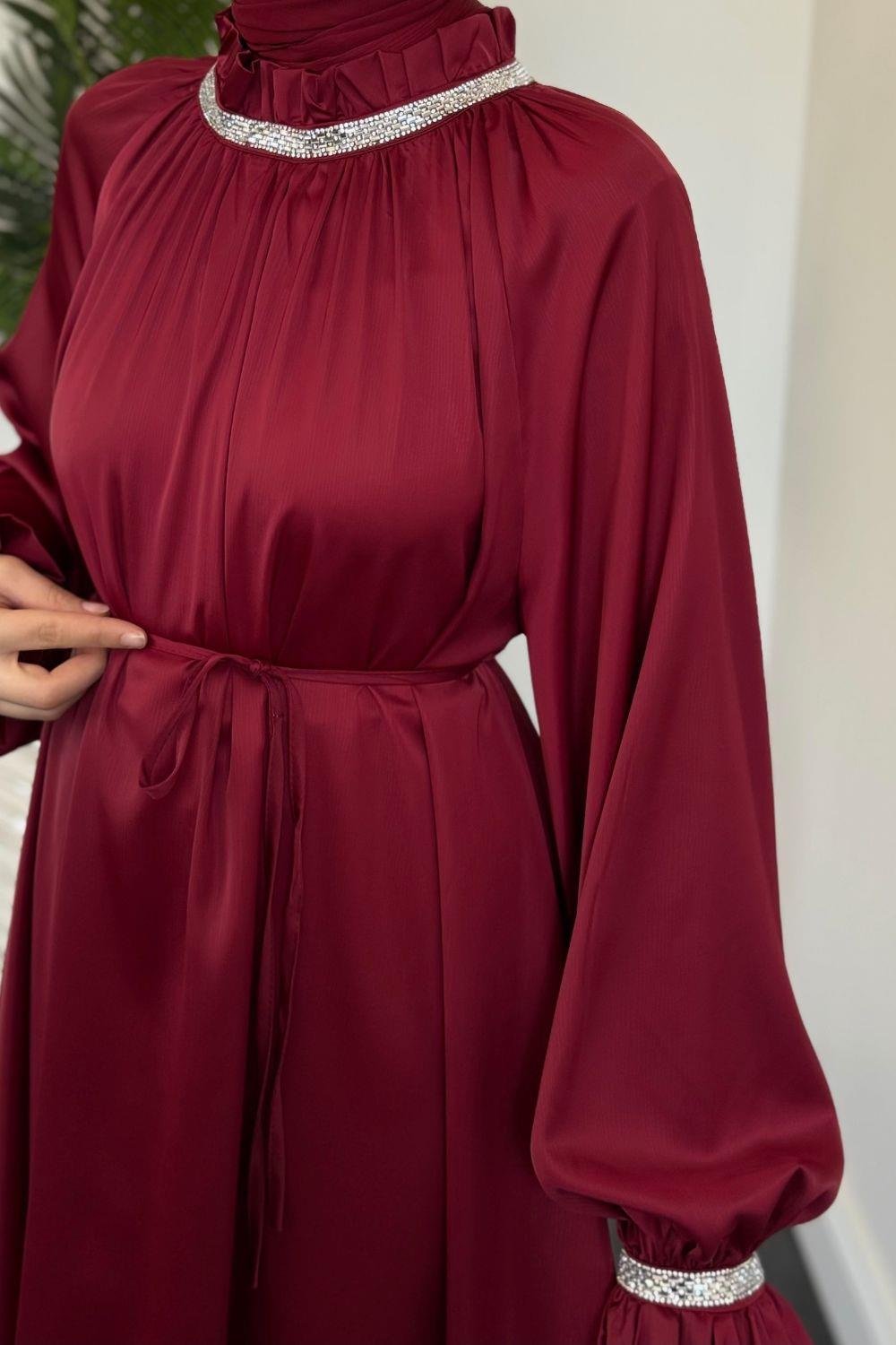 Rozie Kolları Ve Boynu Taşlı Abiye Bordo