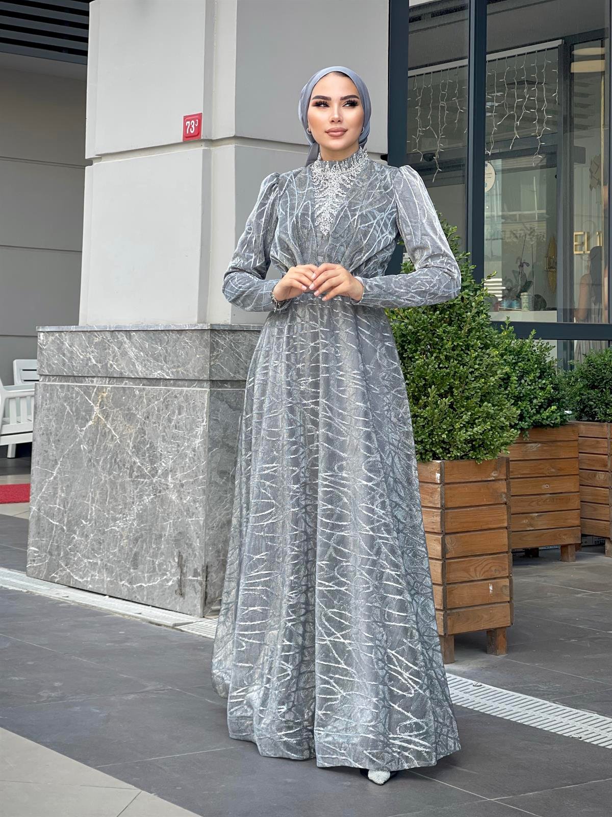 Şahmaran Önü Taşlı Abiye Gri