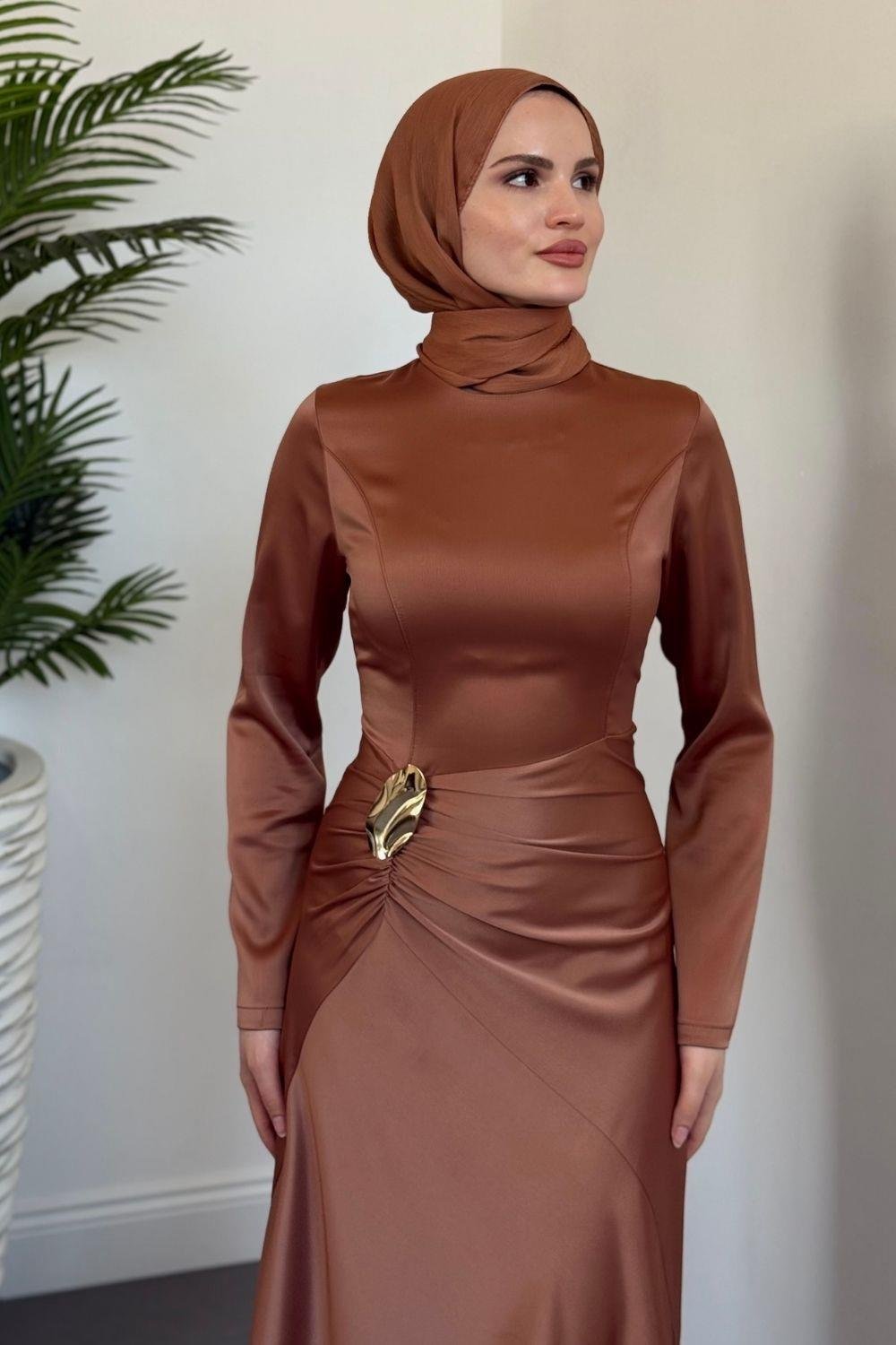 Siena Yandan Bağlamalı Saten Abiye Cappucino