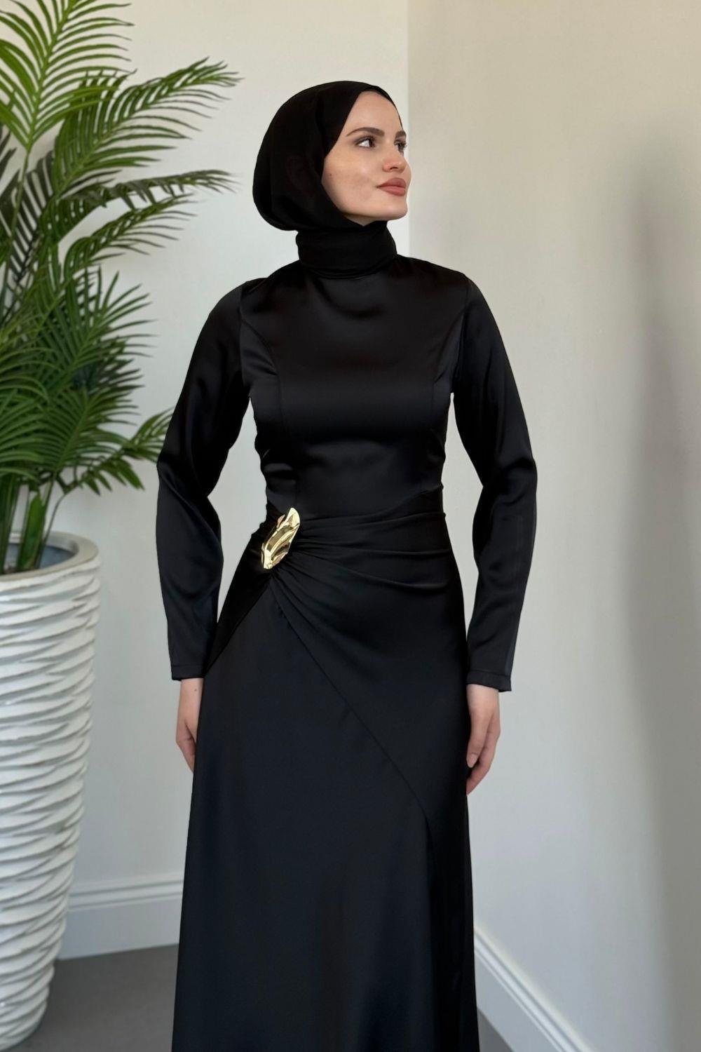 Siena Yandan Bağlamalı Saten Abiye Siyah