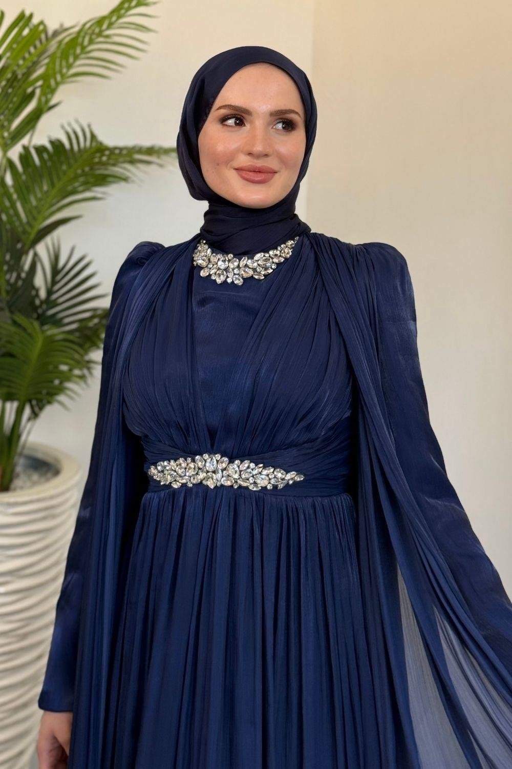 Solea Kolları Pelerinli Taşlı Abiye Lacivert