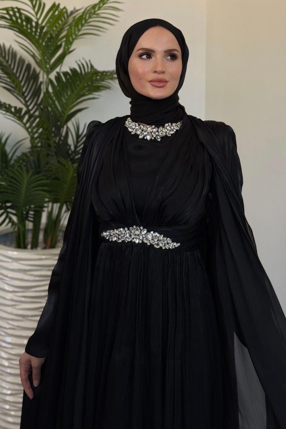 Solea Kolları Pelerinli Taşlı Abiye Siyah
