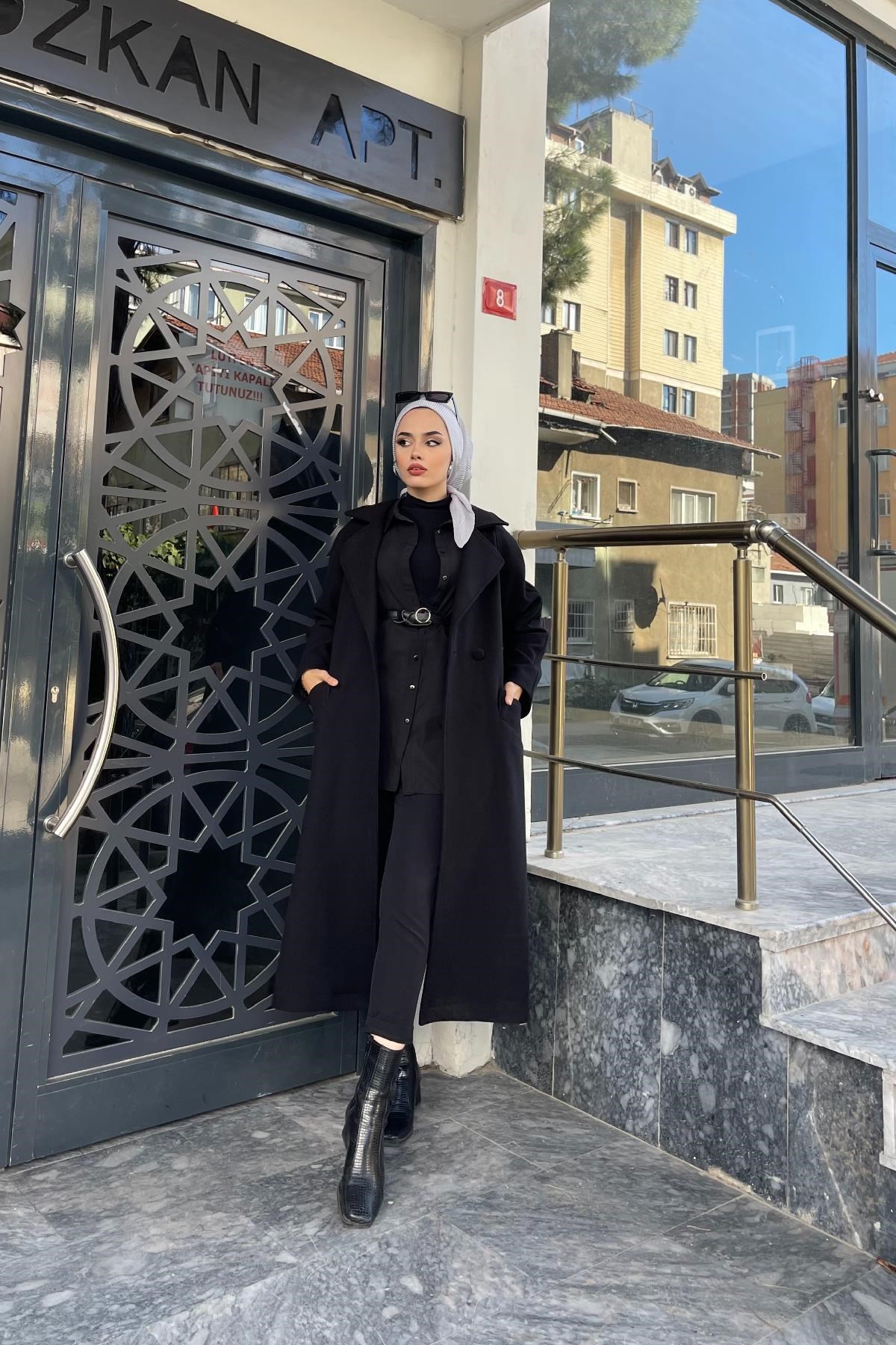 Yandan Düğmeli Kaşe Kaban Siyah