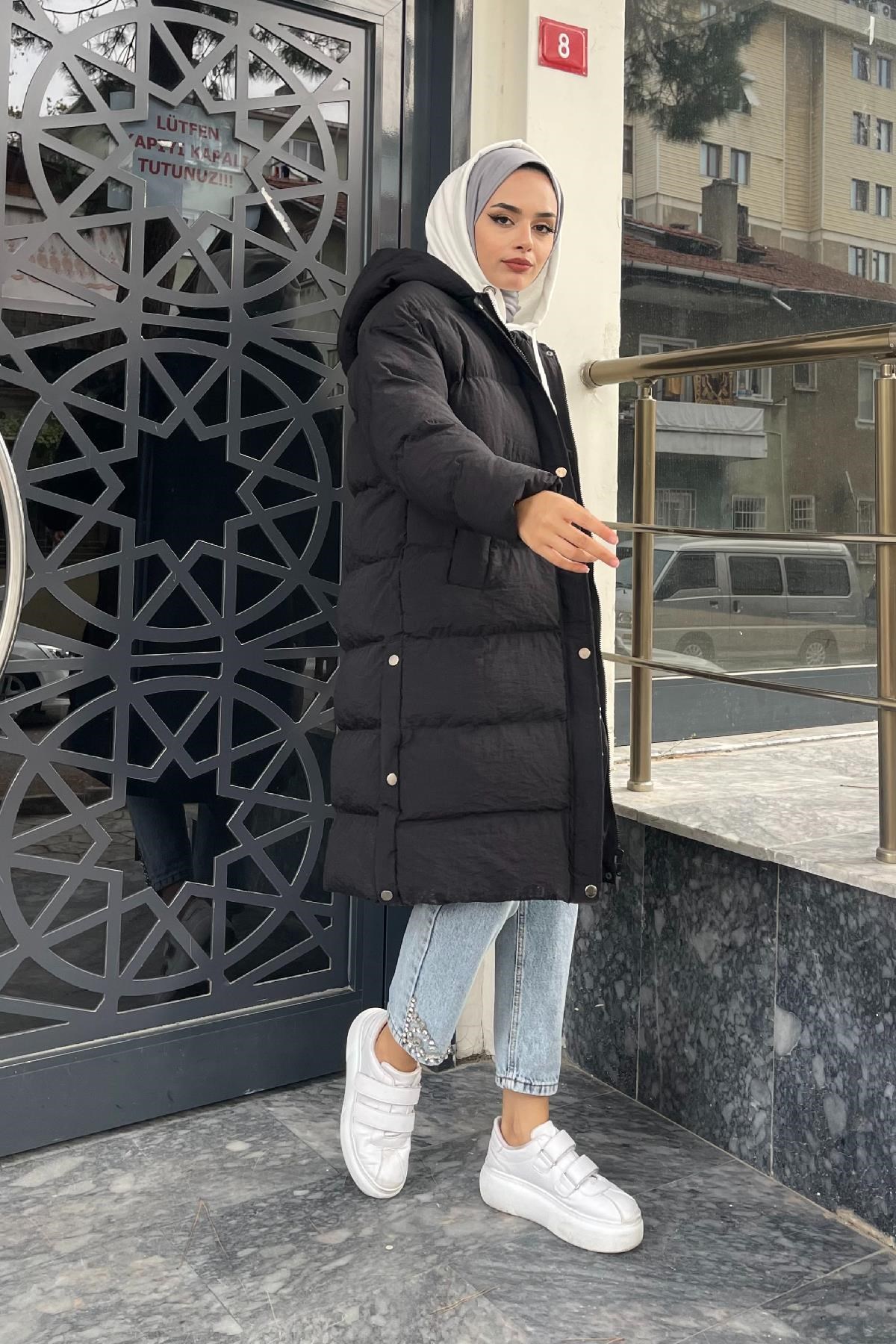 Yanı Çıtçıtlı Mont Siyah