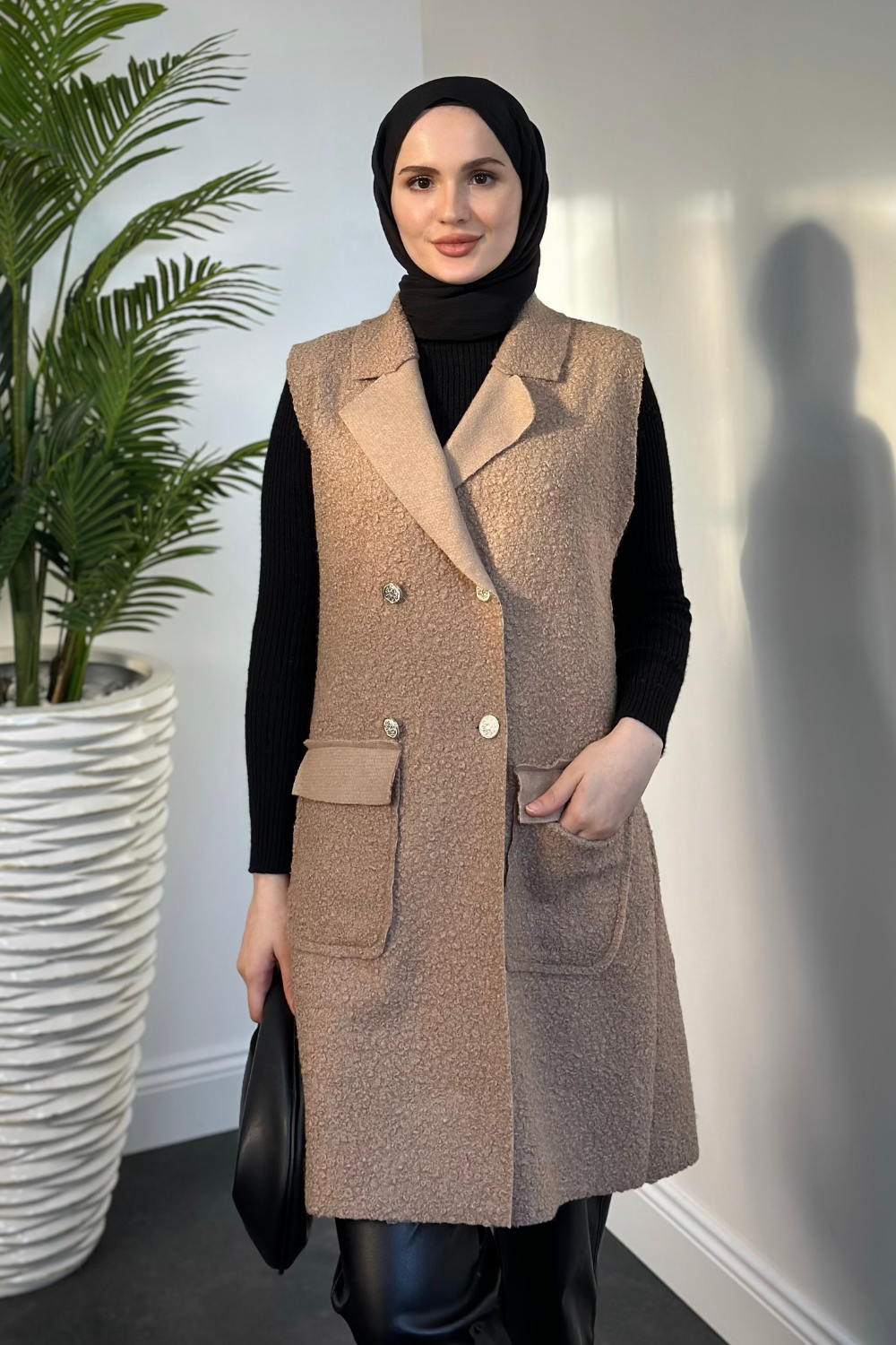 Yuliana Düğmeli Buklet Kumaş Yelek Vizon