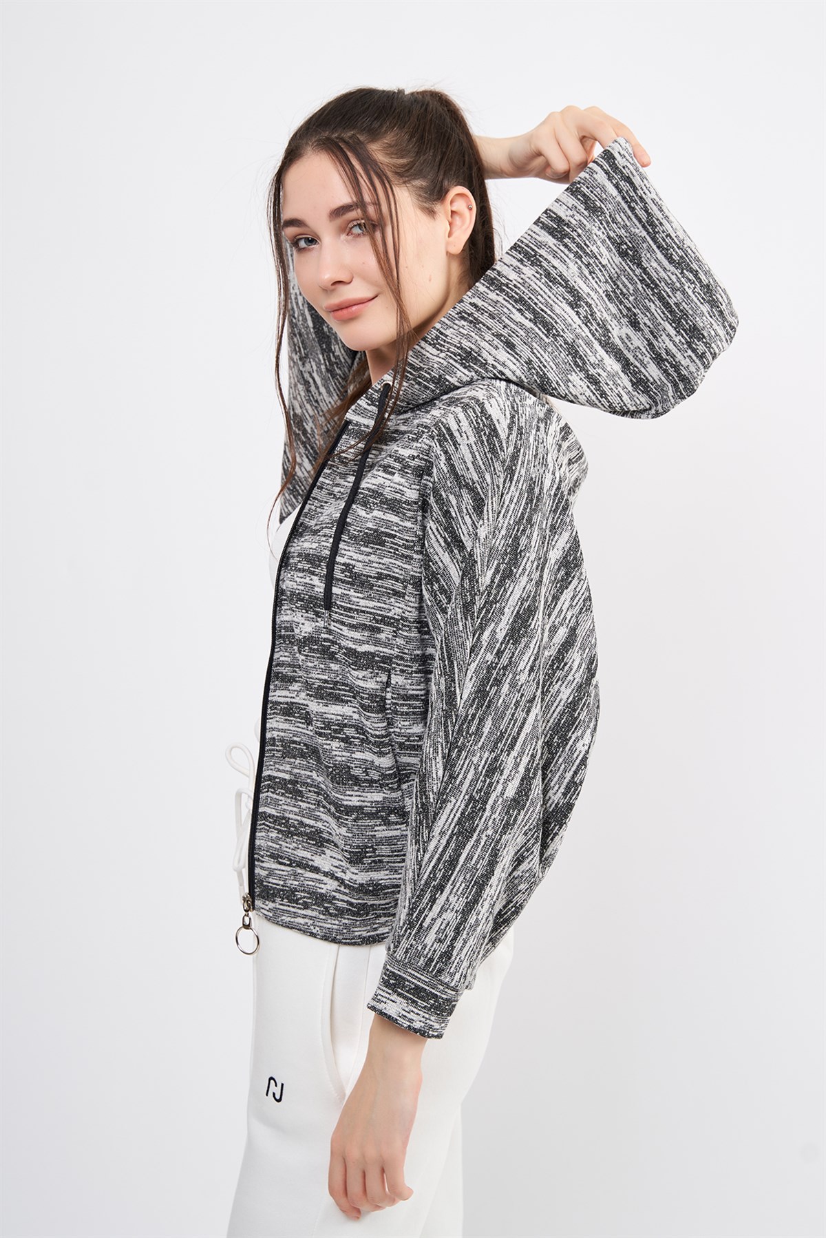 thecatu-tasarim-kadin-kapusonlu-sweats-ffaa87.jpg