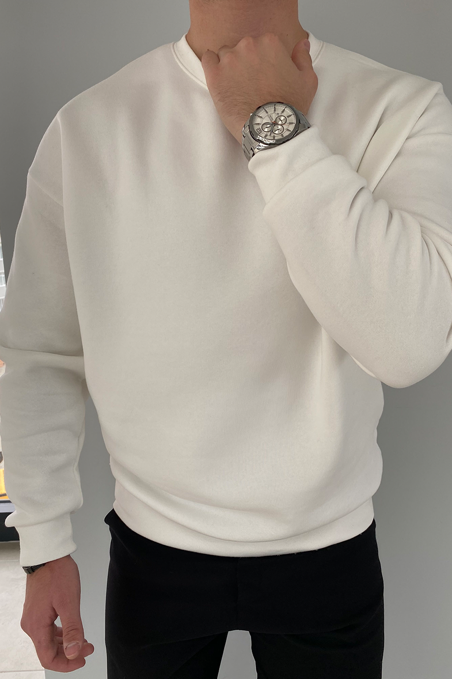 BEYAZ BİSİKLET YAKA OVERSIZE BASİC SWEATSHİRT