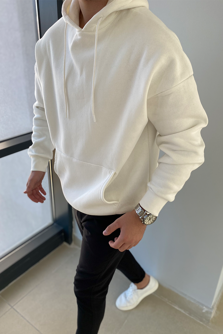 BEYAZ OVERSIZE BASIC SWEATSHİRT