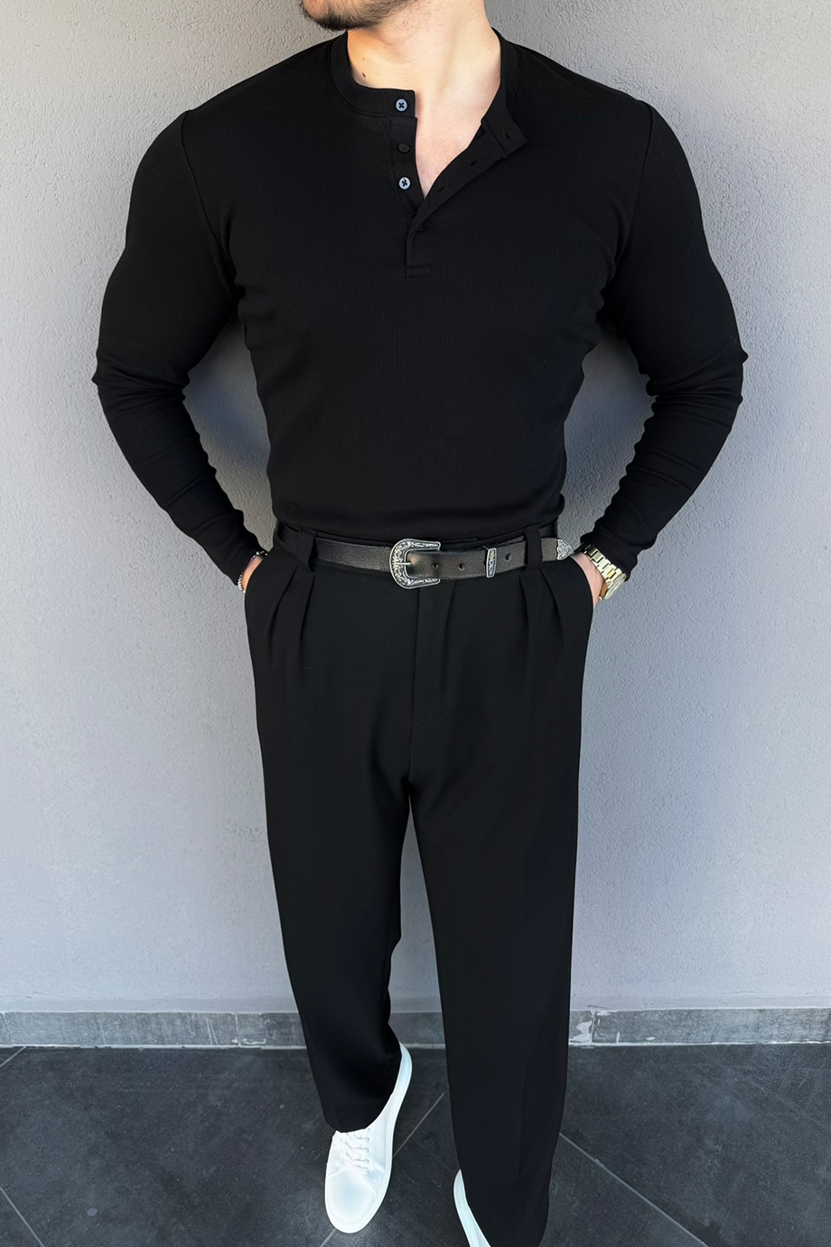 SİYAH 4 DÜĞMELİ SIFIR YAKA TRİKO