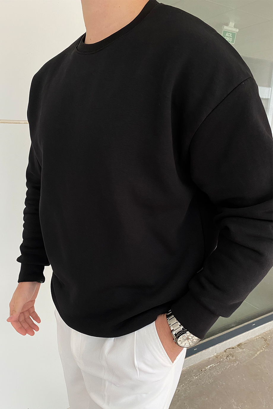 SİYAH BİSİKLET YAKA OVERSIZE BASİC SWEATSHİRT