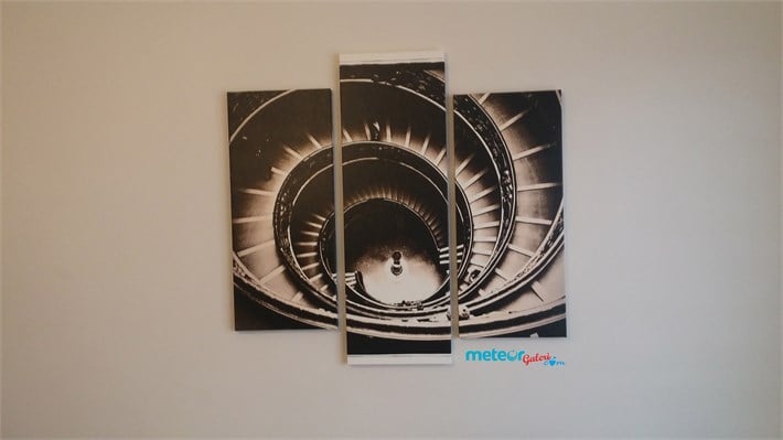 Spiral Merdiven Kanvas Tablo