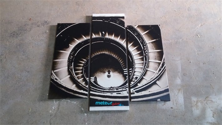 Spiral Merdiven Kanvas Tablo