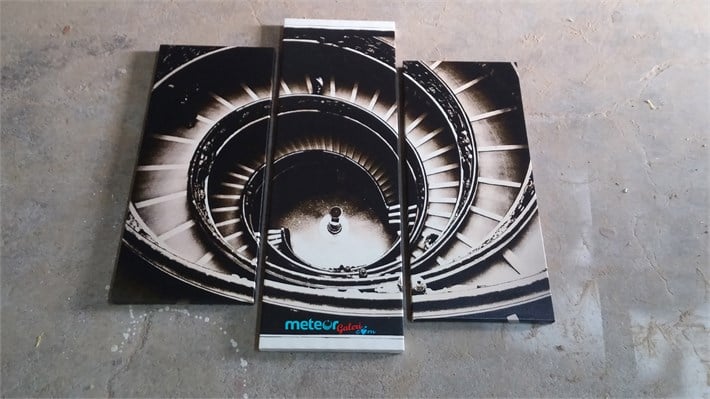 Spiral Merdiven Kanvas Tablo