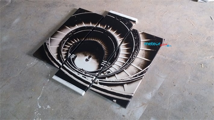 Spiral Merdiven Kanvas Tablo