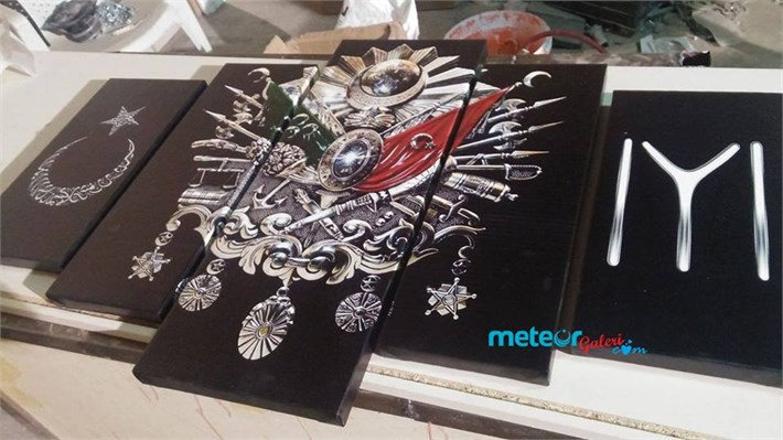 Kayı Boyu ve Ayyıldız Osmanlı Kanvas Tablo