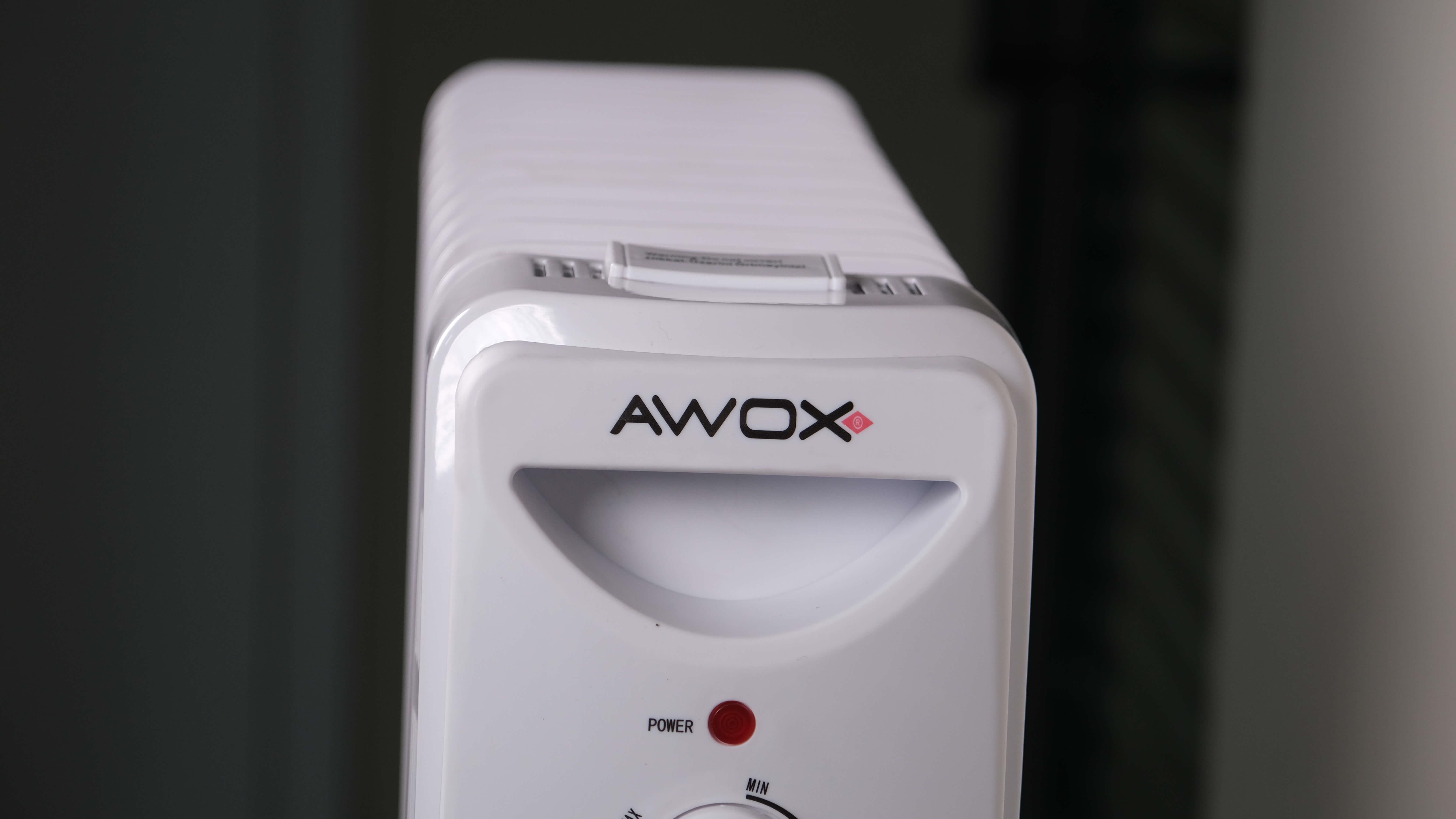 TICARIURUN-00672Awox 12F Dilim Plus Fanlı 2900 W Yağlı Radyatör Beyaz