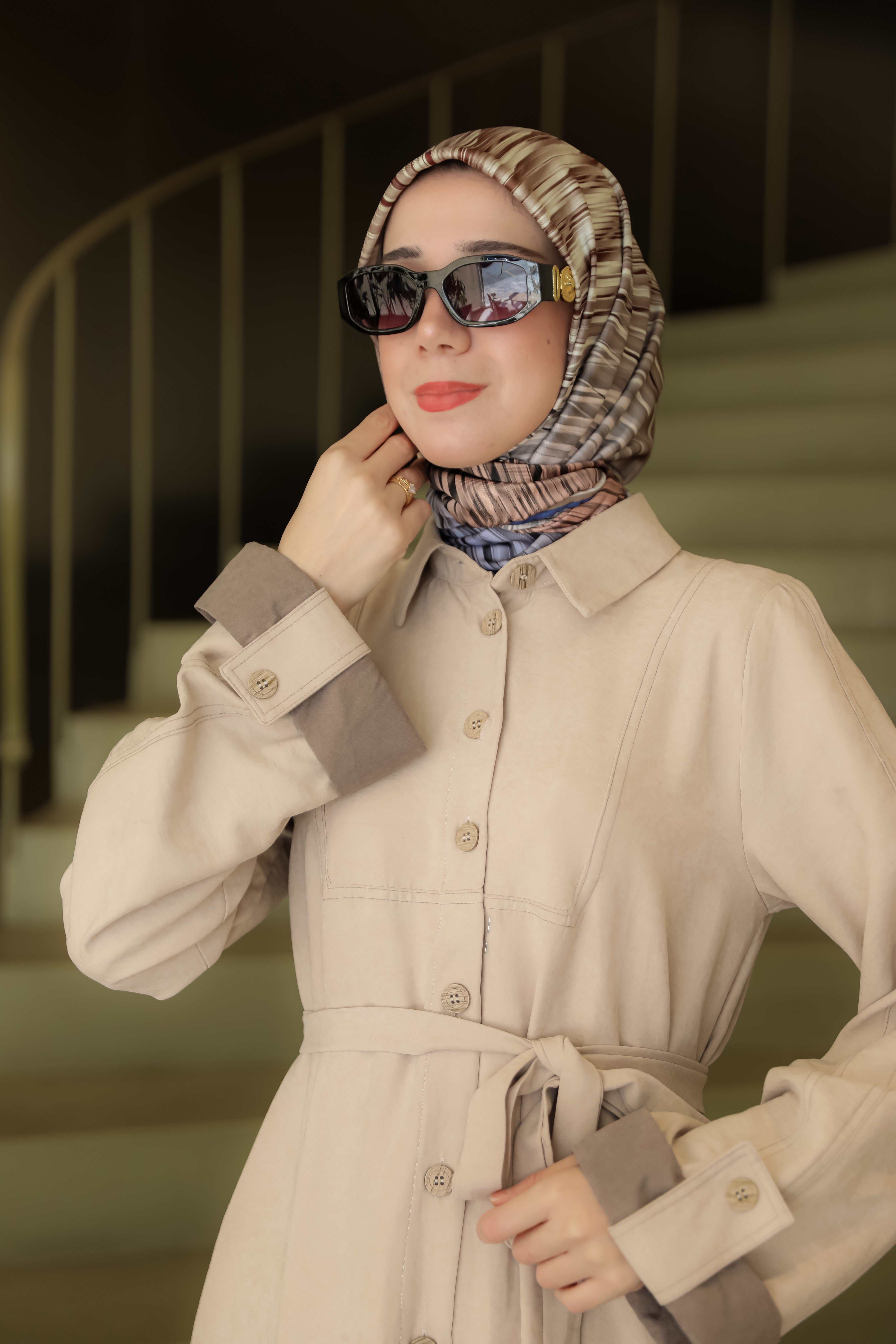 Bej NSR 5166 KOL UCU GARNİLİ ELBİSE