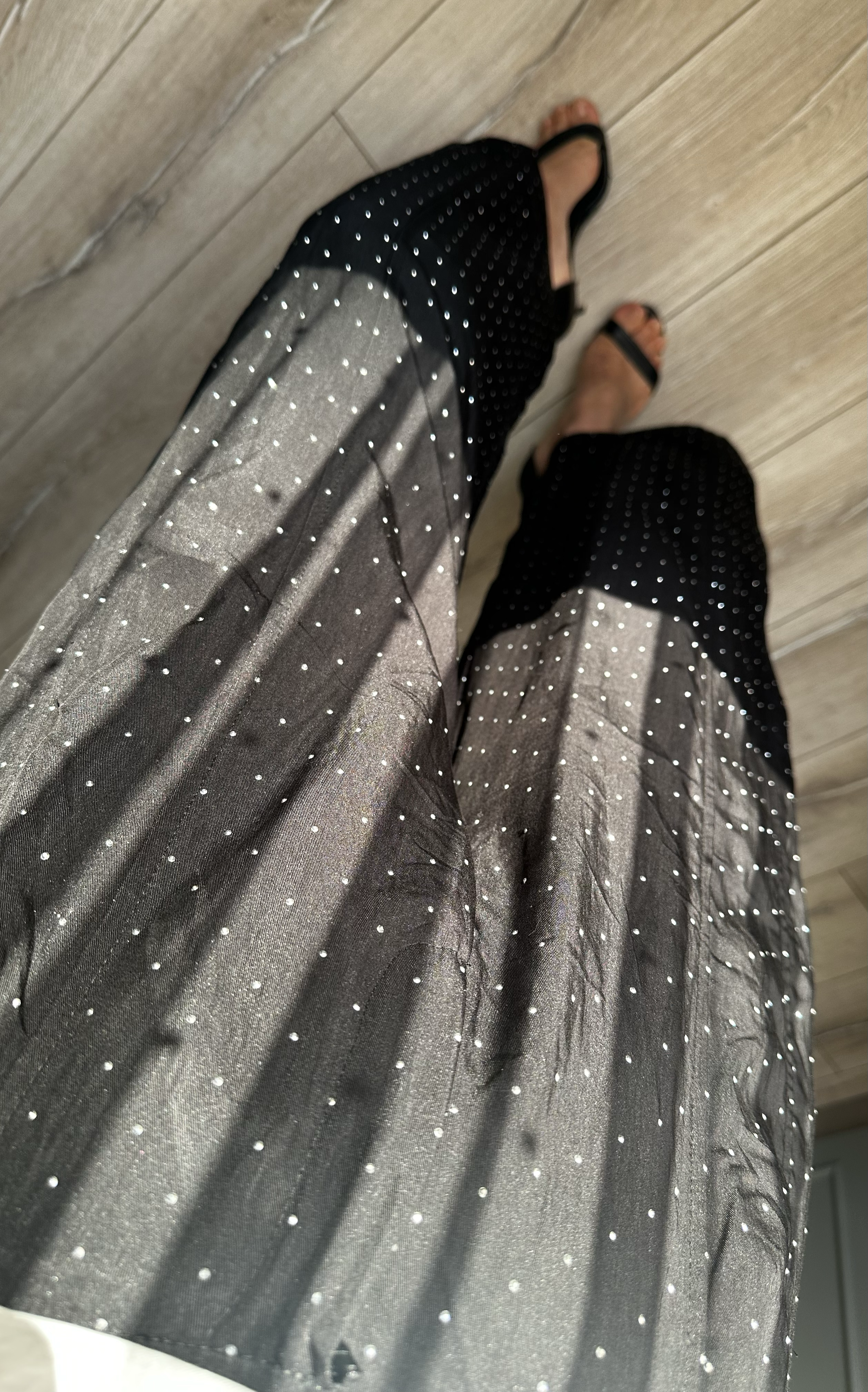 SC389303*