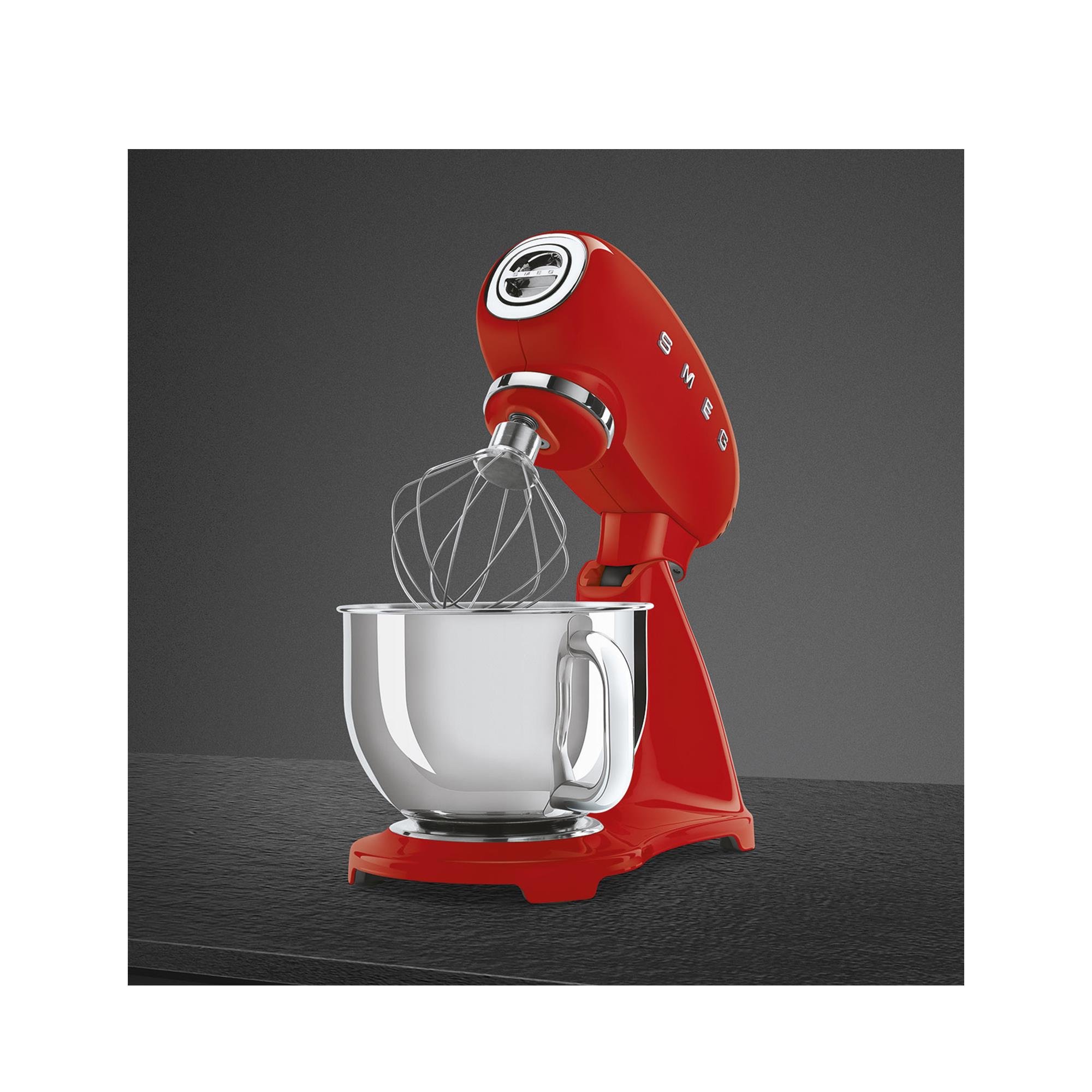 SMEG Full Body Kırmızı Mutfak Şefi Makinesi