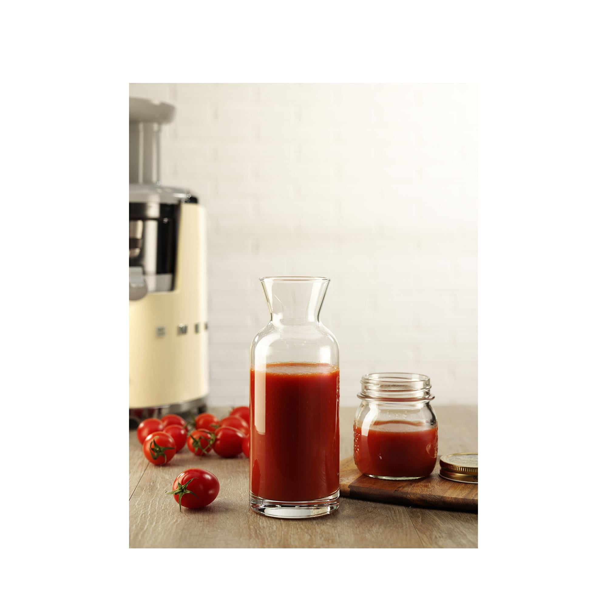 SMEG SJF01CREU Beyaz Meyve/Sebze Presi (Slow Juicer)
