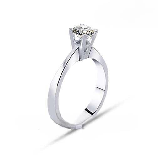 0.70 Karat E VS2 GIA Sertifikalı Pırlanta Tektaş