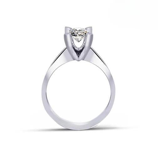 GIA Tektaş Modeli 0.50 Karat E SI2