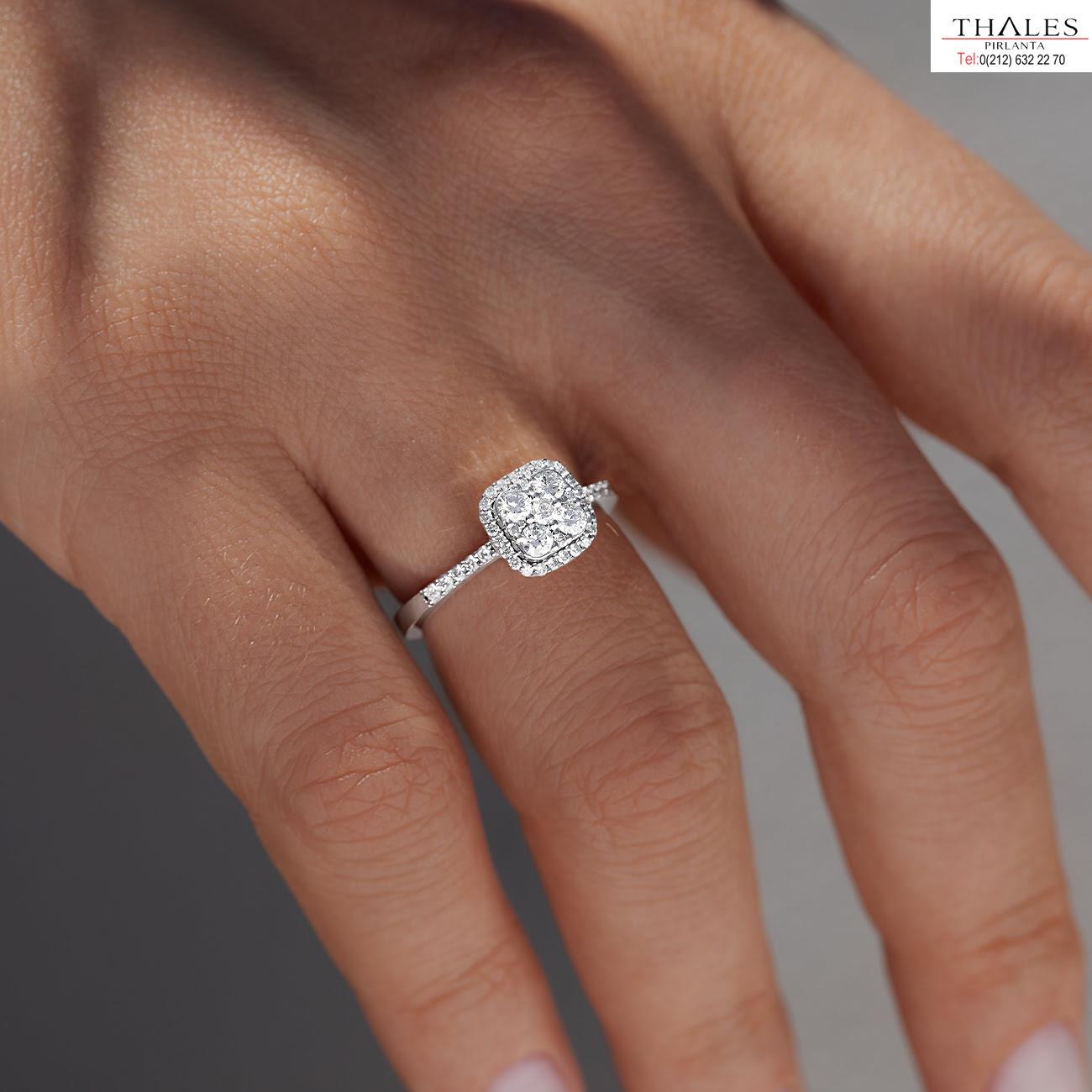 Pırlanta Yüzük 0,50 Karat F Renk