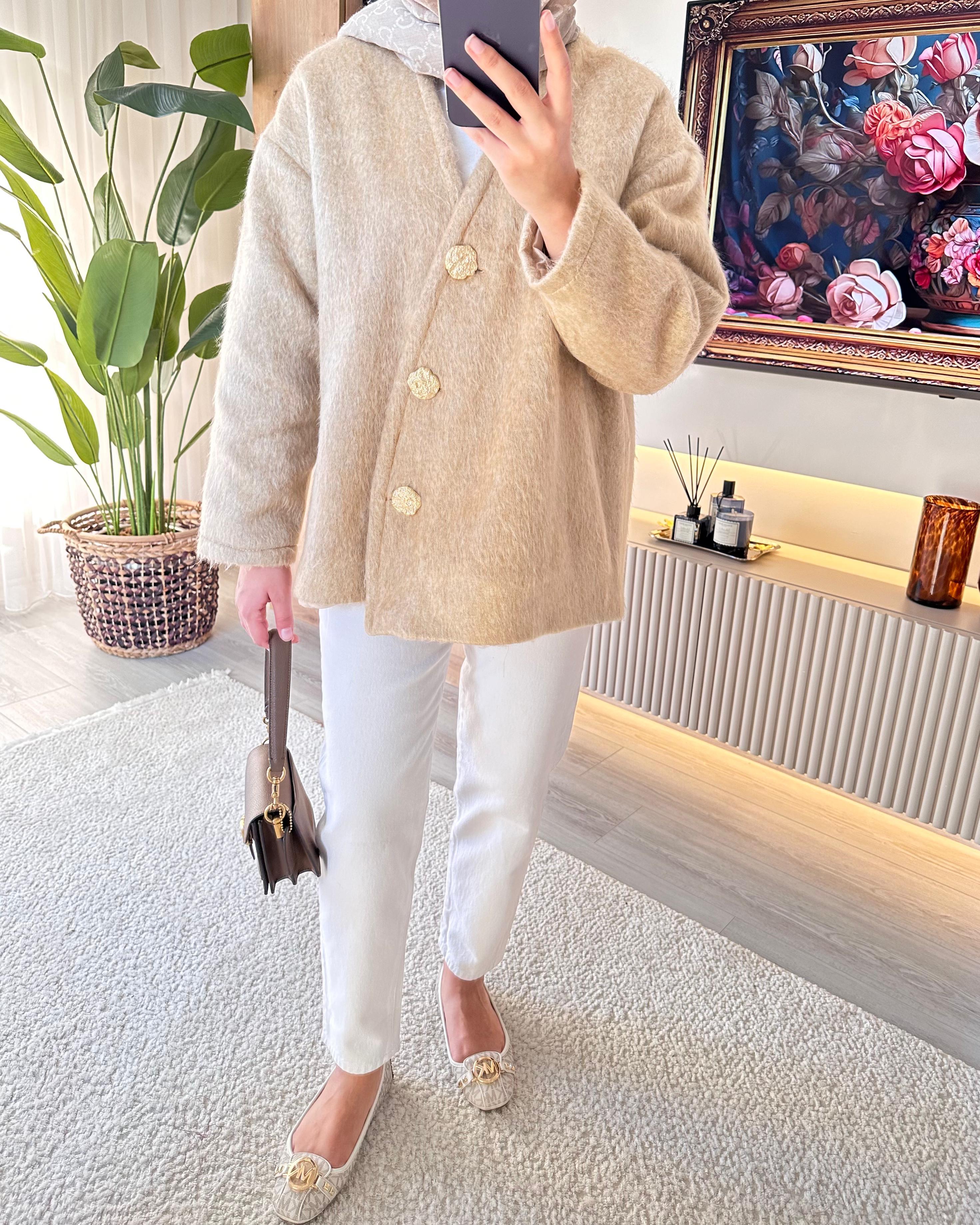 Gold Düğmeli Kaşe Ceket KREM