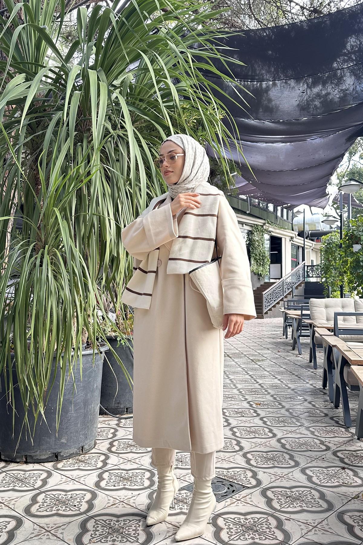 Kruvaze Yaka Oversize Kaşe Kaban KREM