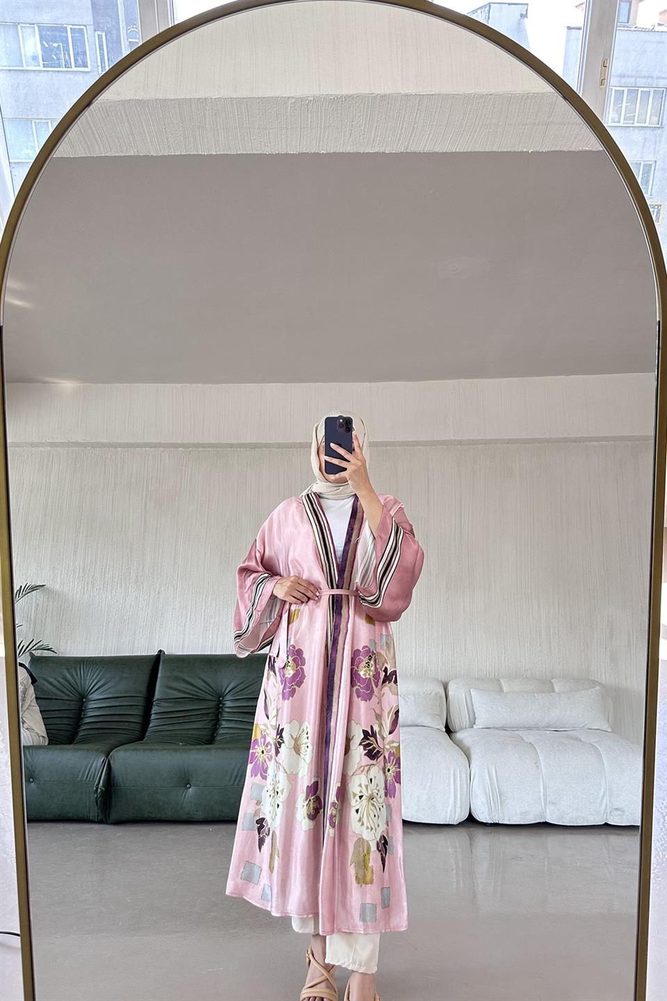 Larissa Saten Yarasa Kol Kimono PUDRA