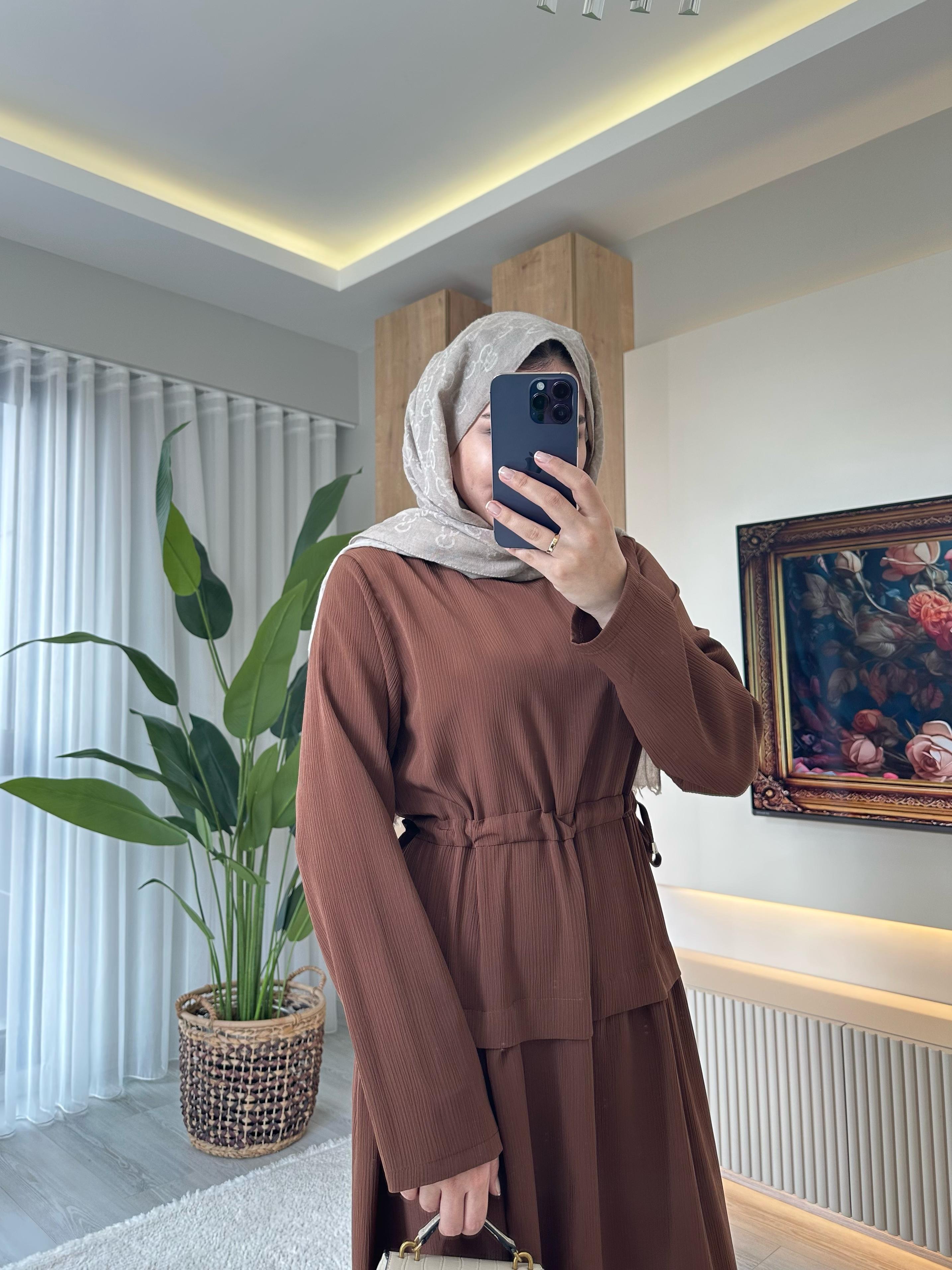 Mery Krep Elbise Kahverengi