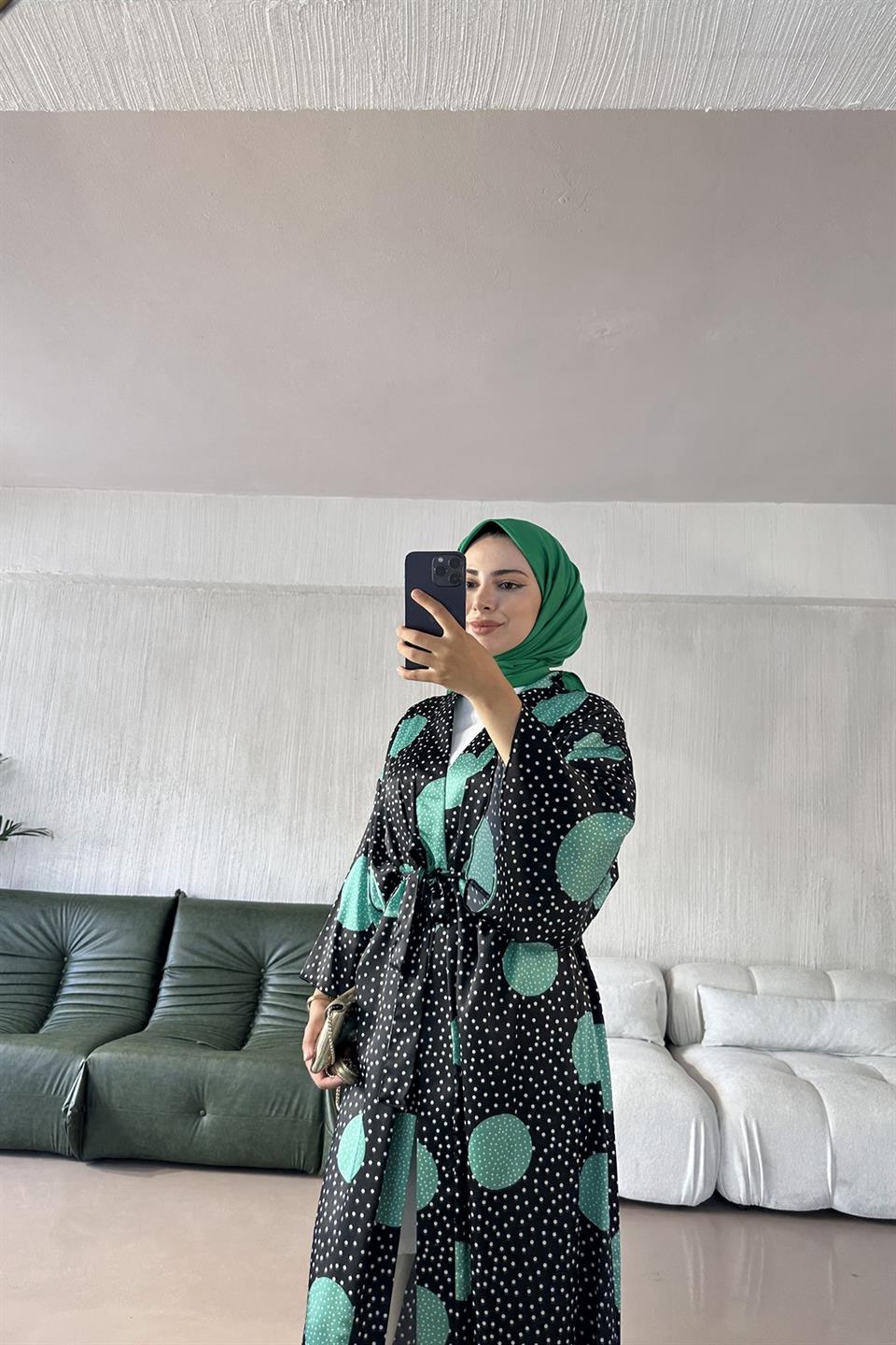 Puantiye Detaylı İnci Kimono SİYAH
