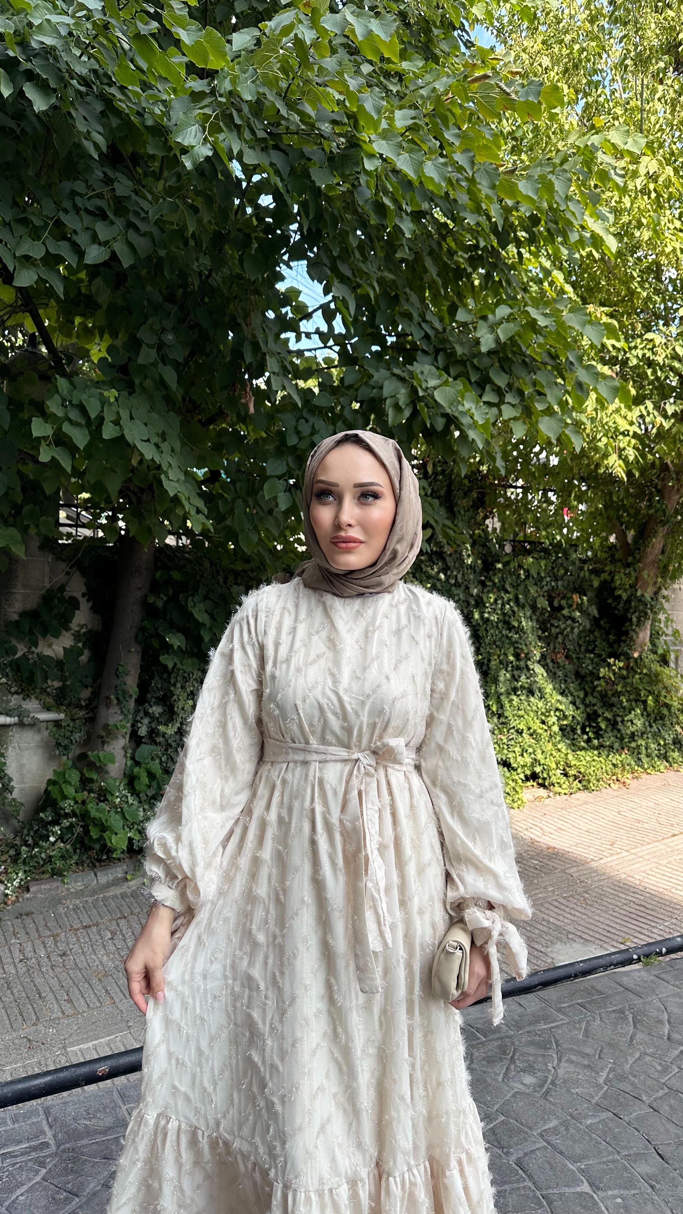Saçaklı Parlak Elbise KREM