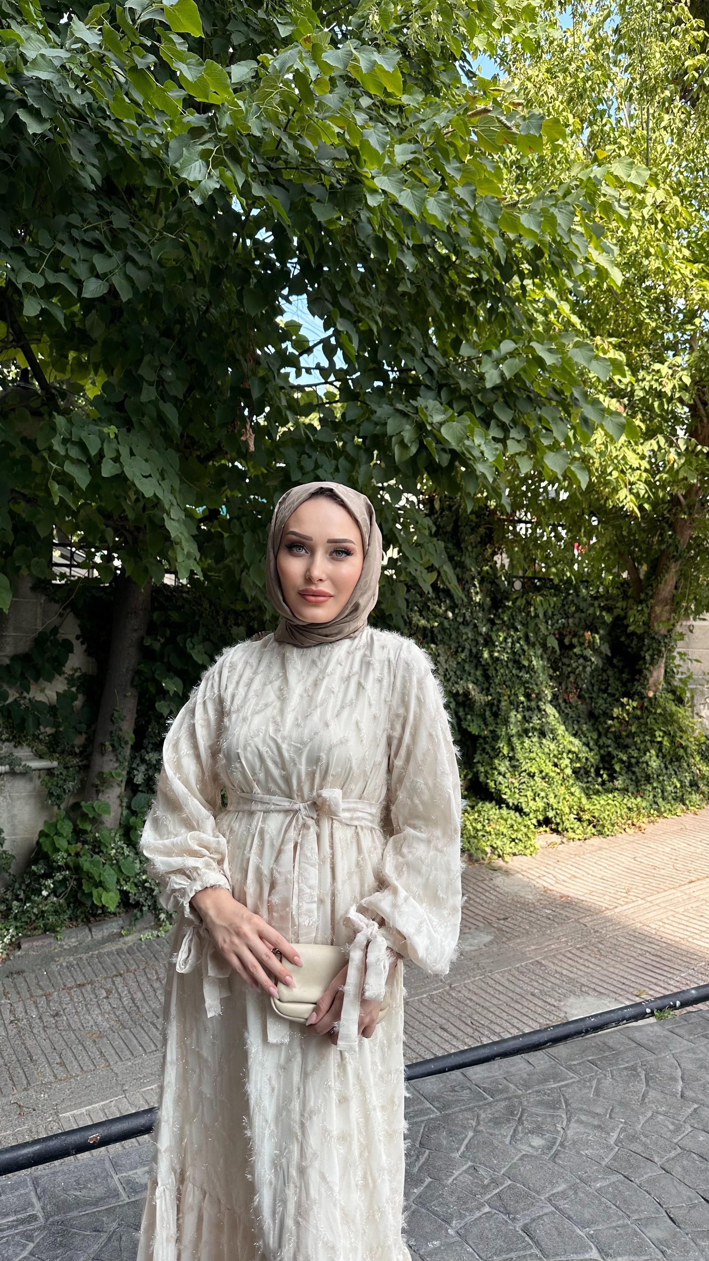 Saçaklı Parlak Elbise KREM