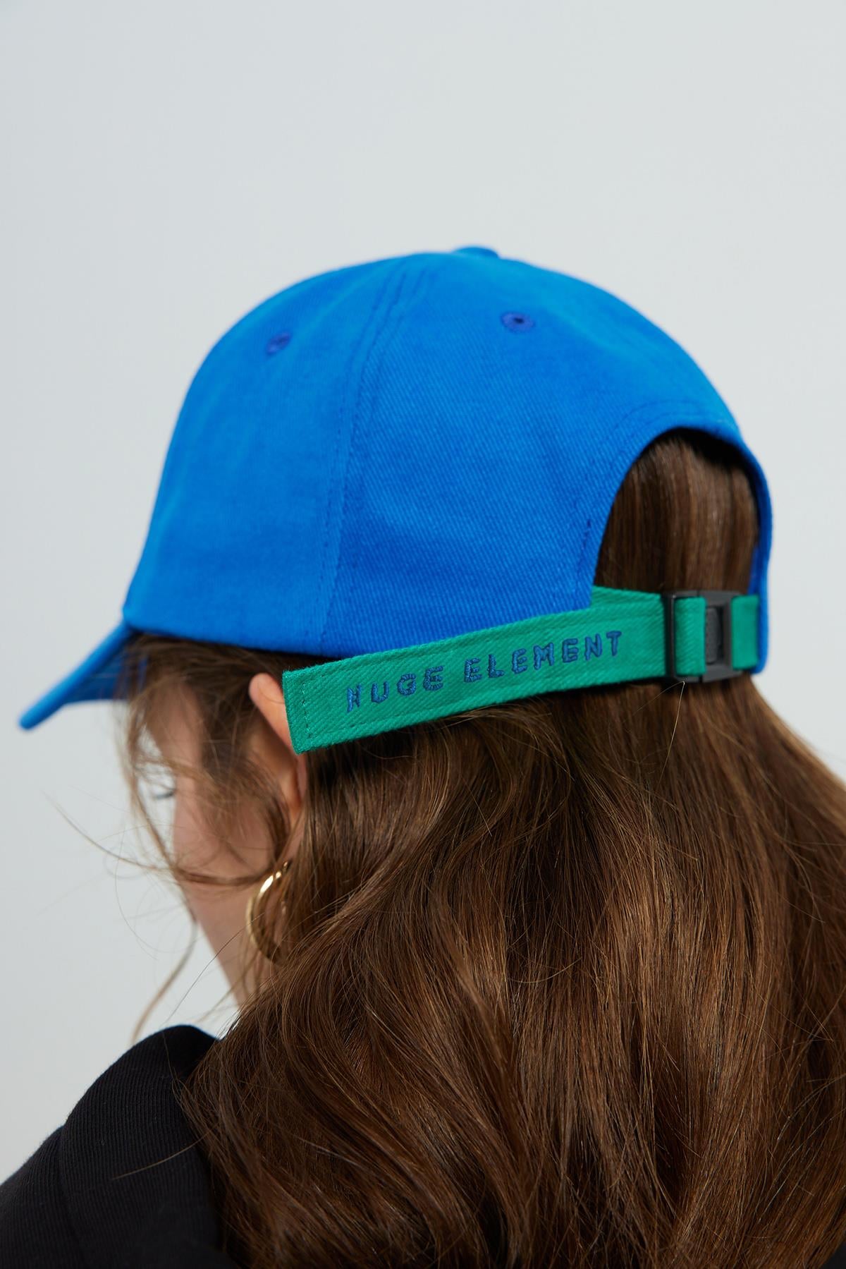 Huge Cap