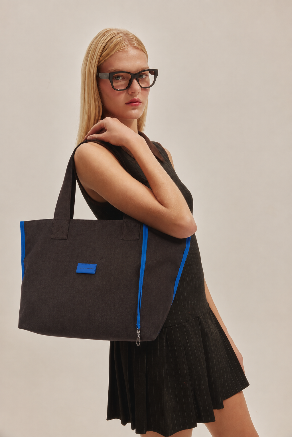 Huge Enorm Bag Brown