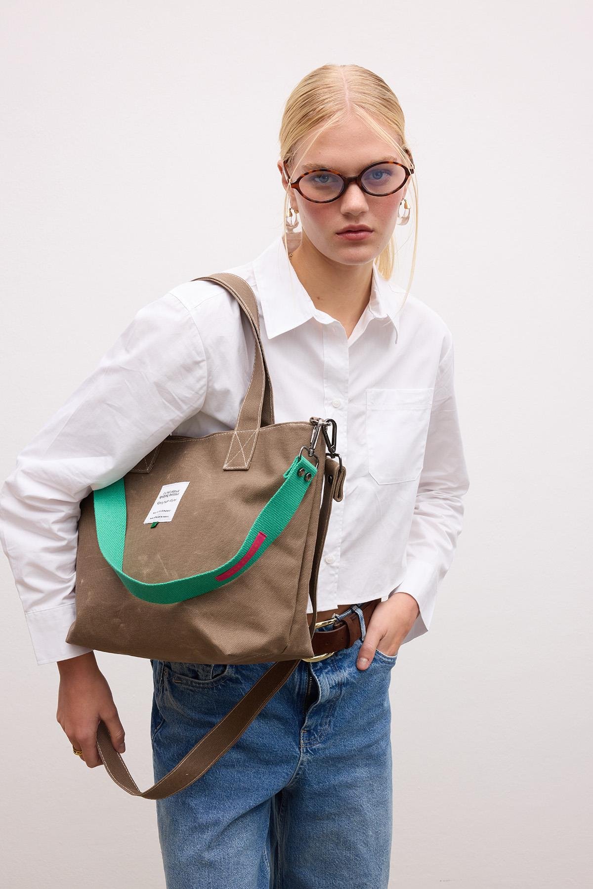 Huge Extra Medium Bag Brown