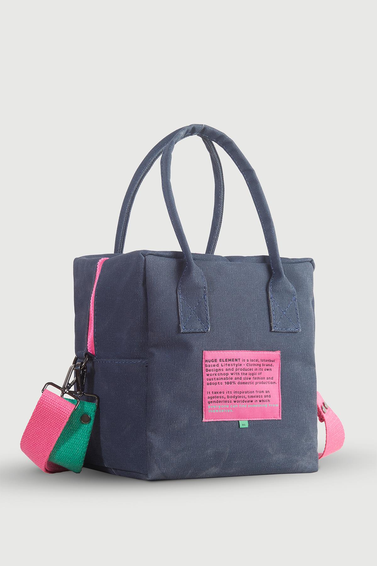 Huge Hitta Large Bag Navy Blue