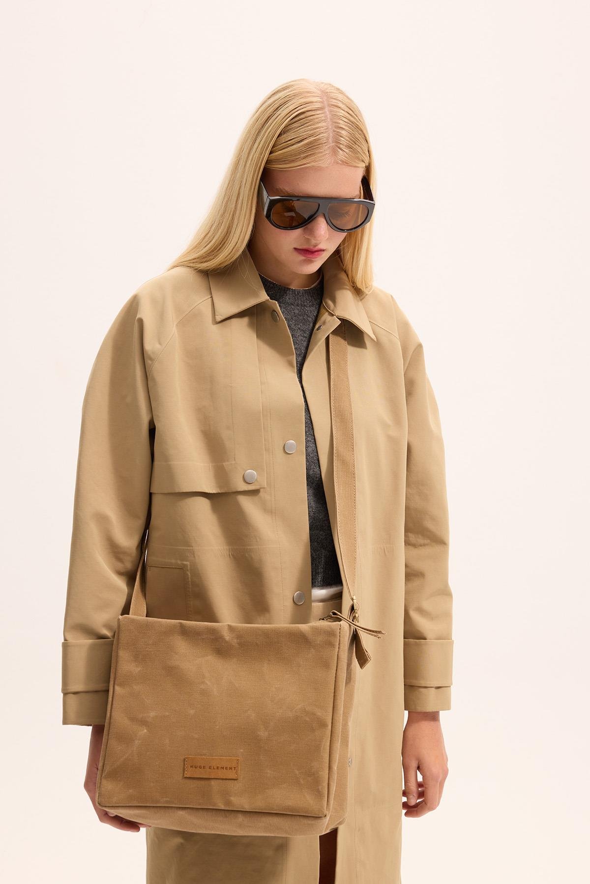 Huge Karen Large Bag Beige