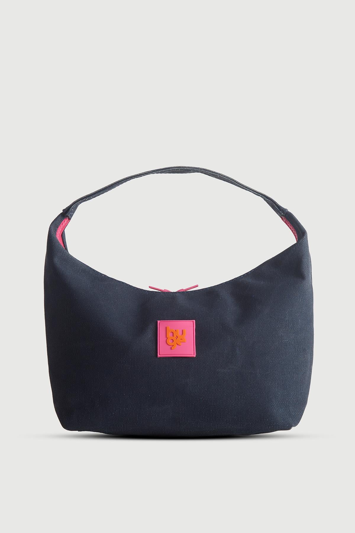 Huge Kudde Bag Navy Blue