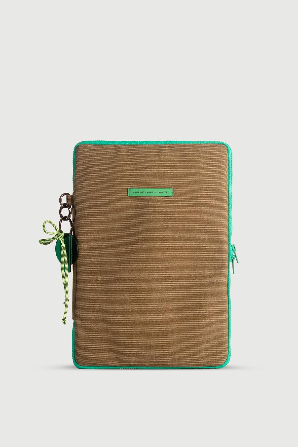 Huge Loppe Case Brown