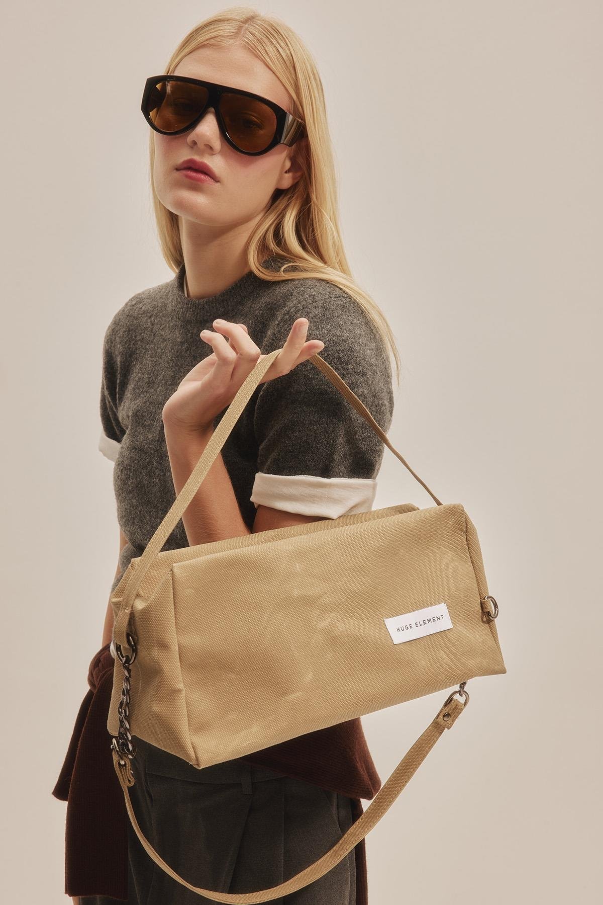 Huge Sanre Medium Bag Beige