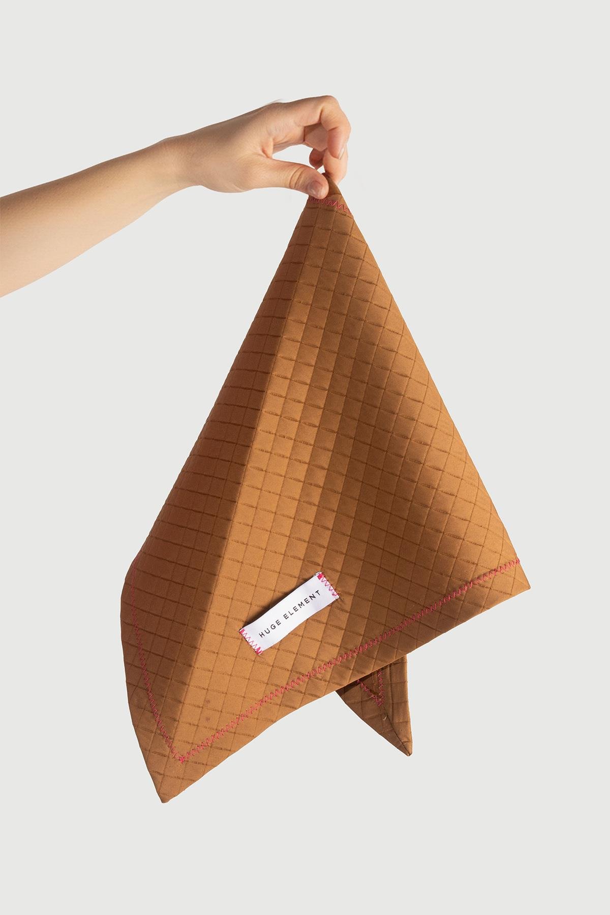 Huge Scane Scarf Beige