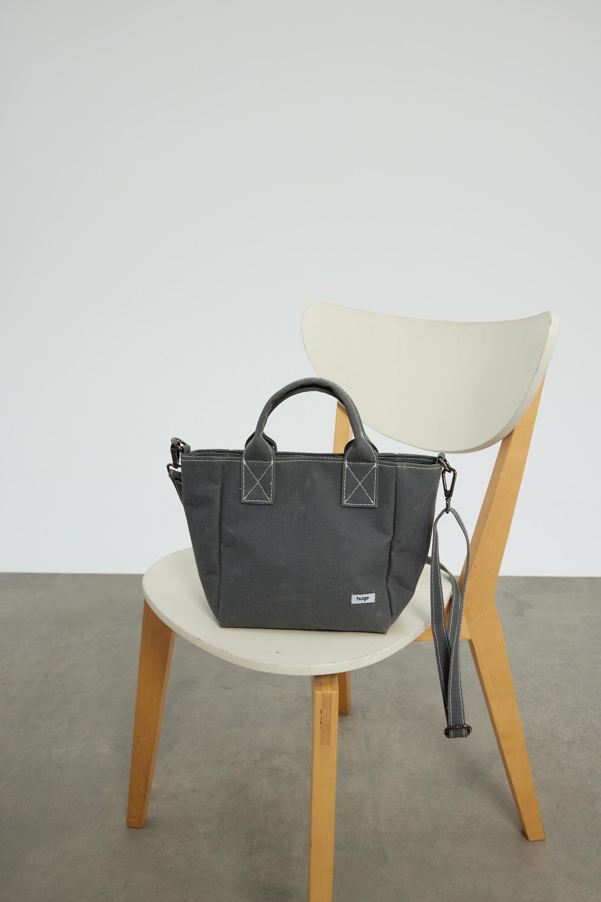 Huge Small Bag Anthracite