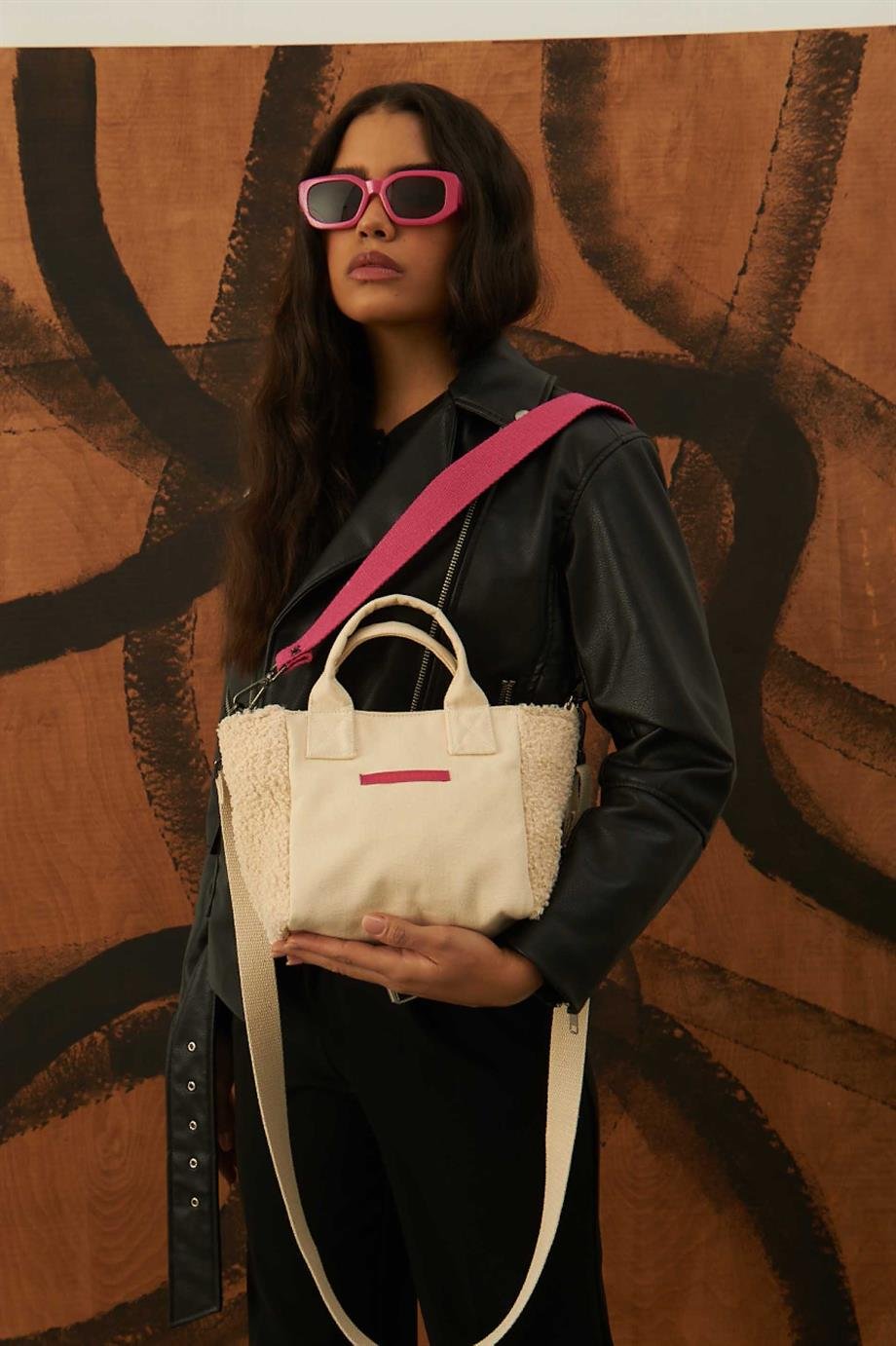 Huge Teddy Small Bag Ecru