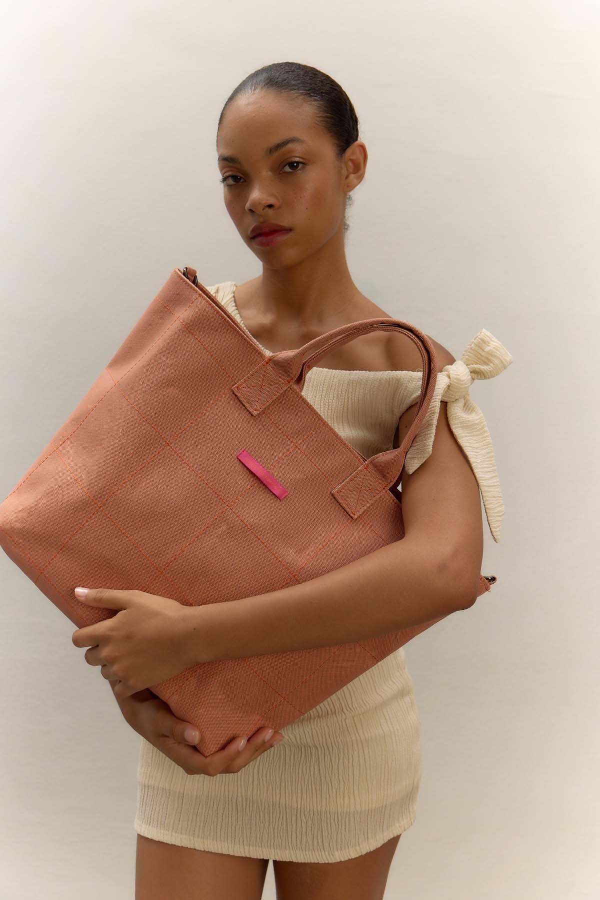 Huge Vaska Bag Light Pink