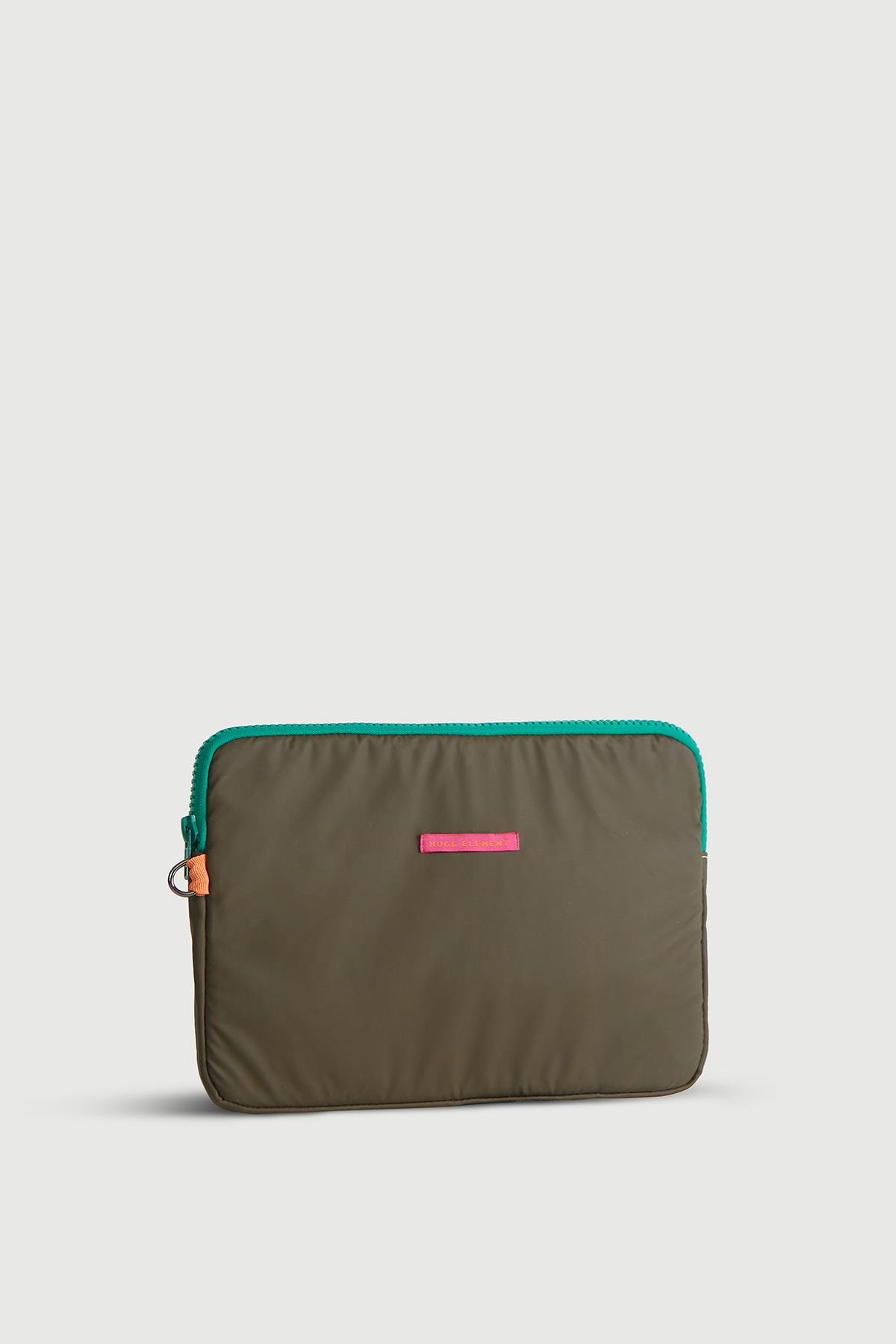 Huge Veras Notebook Case Khaki