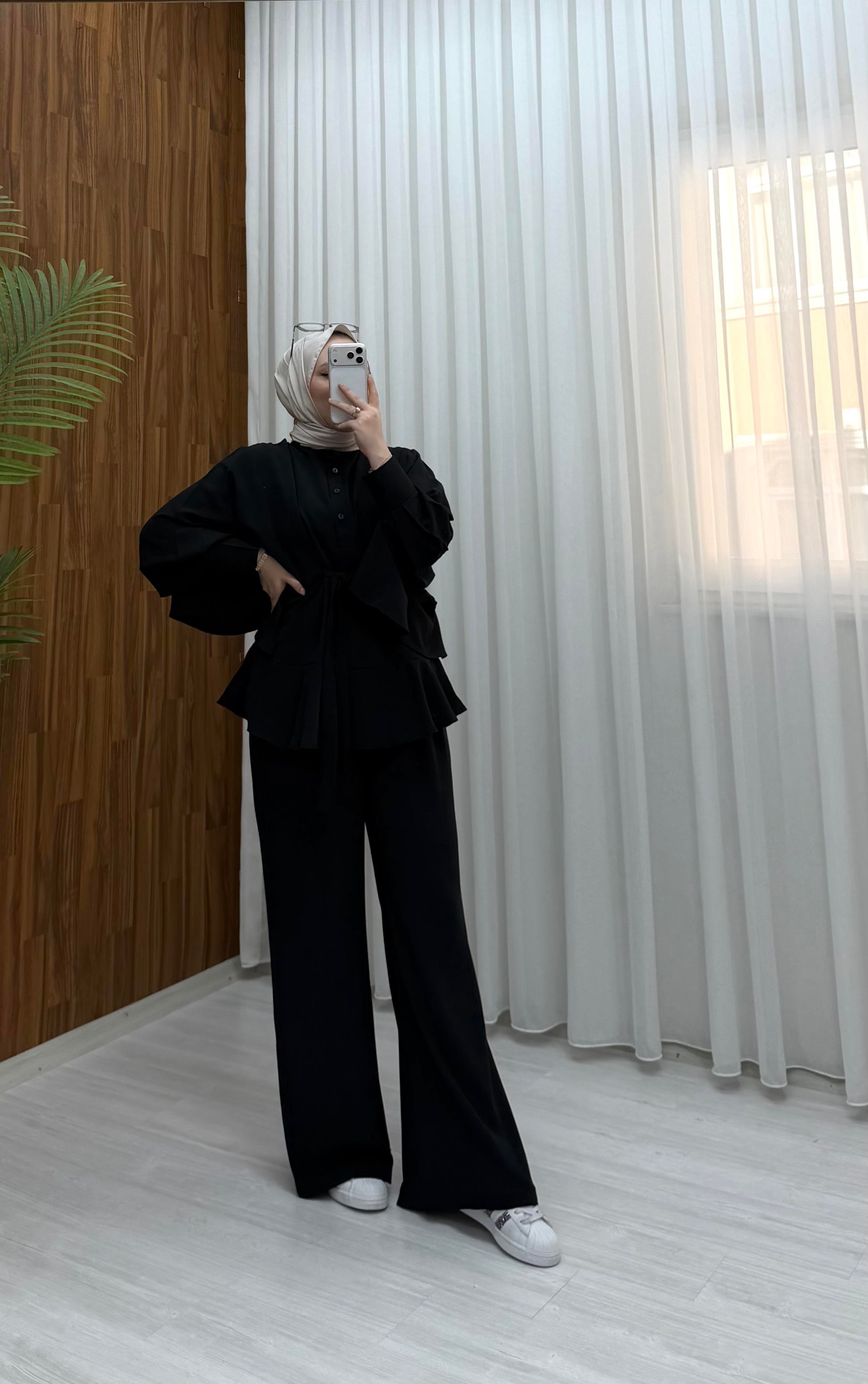 Qup Flow Pelerin Detay Takım Siyah 20251 